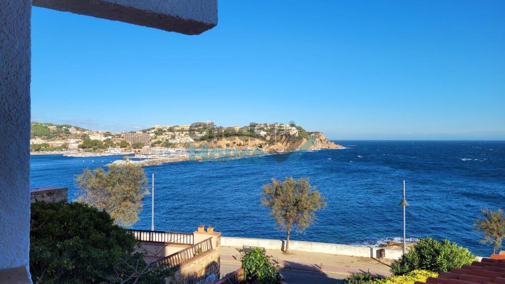 Foto Casa en Alquiler en Sant Feliu De Guixols, Girona - € 2.200 - mil1201185 - BienesOnLine