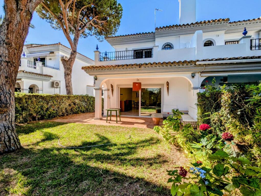 Foto Casa en Venta en Marbella, Málaga - € 630.000 - mil1198983 - BienesOnLine